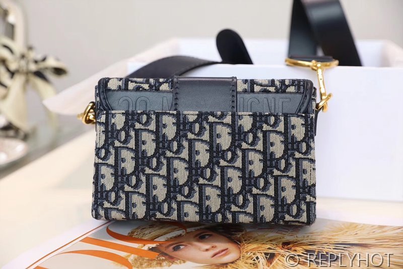 디올 30 Montaigne 몽테인 미니 백 [매장가 450만원대]