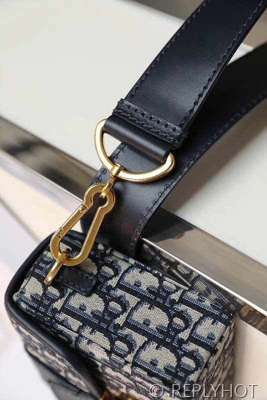 디올 30 Montaigne 몽테인 미니 백 [매장가 450만원대]