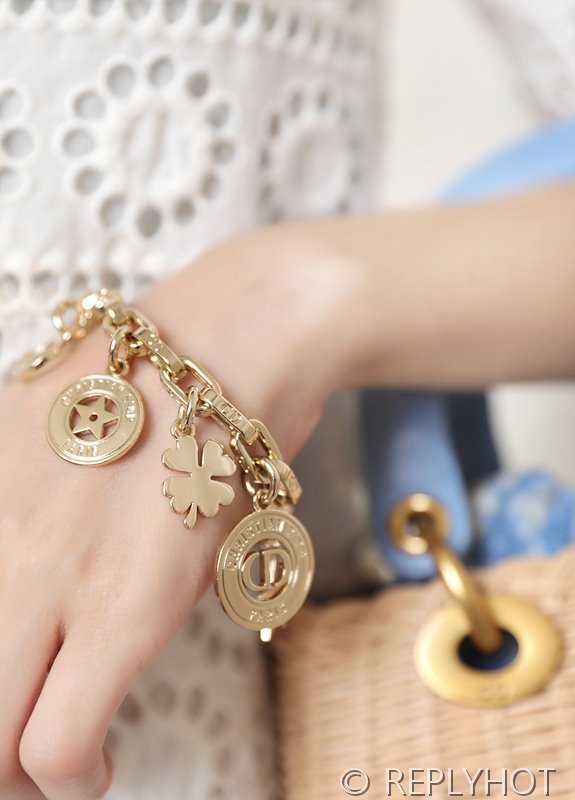 디올 30 Montaigne 몽테인 백참 [매장가 145만원대]