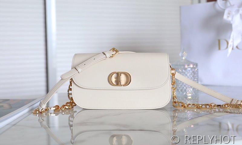 디올 30 Montaigne Avenue 백 / 화이트 [매장가 530만원대]
