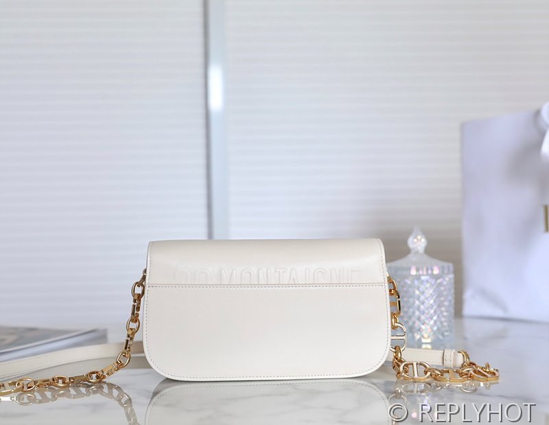 디올 30 Montaigne Avenue 백 / 화이트 [매장가 530만원대]