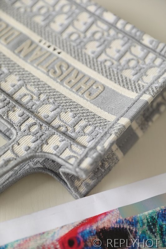 디올 북 토트 백 / 미니 / 오블리크그레이 [매장가420만원대]