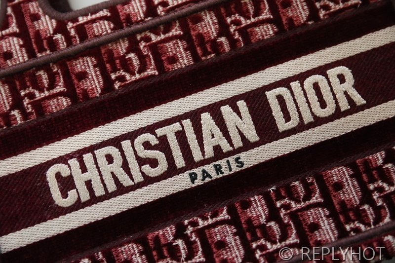 디올 북 토트 백 / 미니 / 버건디 [매장가420만원대]