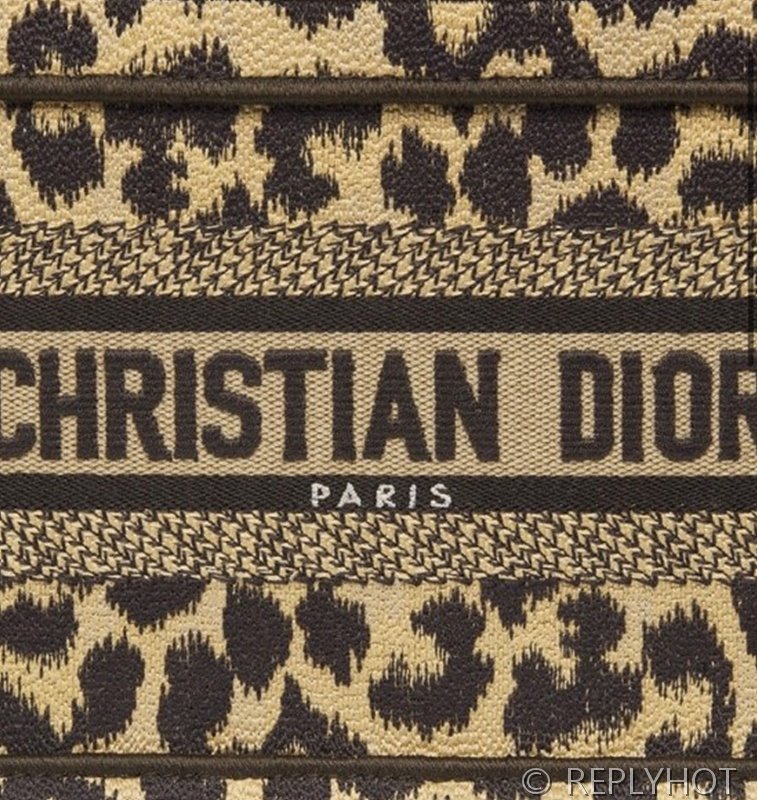 디올 북 토트 백 / 미니 / 레오파드 [매장가420만원대]