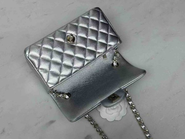 Classic Flap Mini 20cm