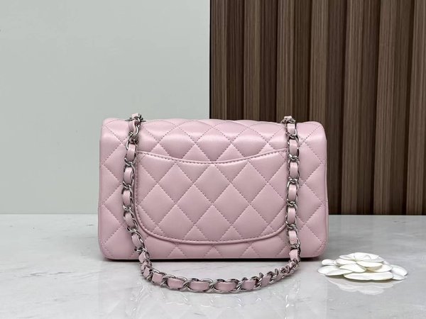 CHANEL Classic Flap Mini –‘Baby Pink’ (20cm)