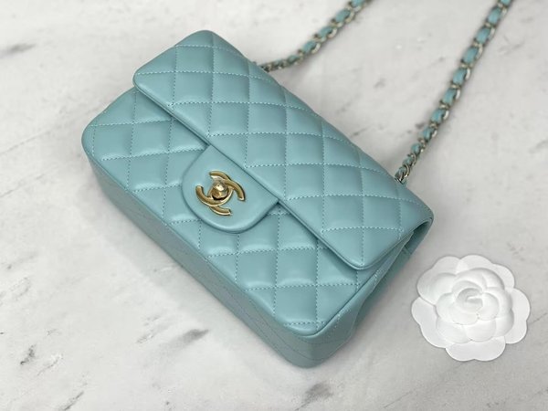 CHANEL Classic Flap Mini – Seasonal Limited ‘Lake Blue’  (20cm)