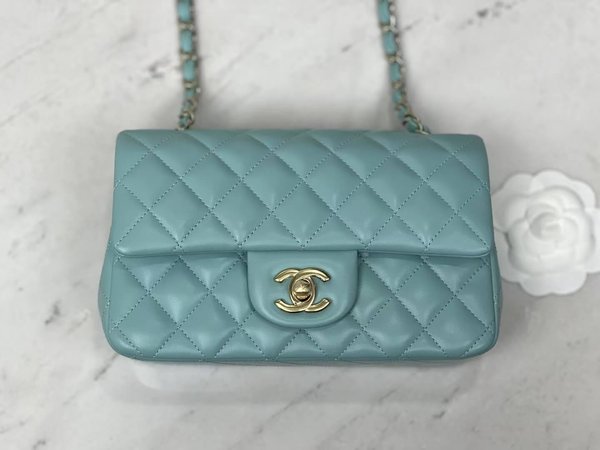 CHANEL Classic Flap Mini – Seasonal Limited ‘Lake Blue’  (20cm)