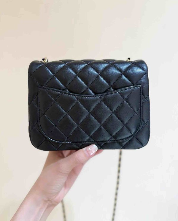 Chanel 25B Double CC Adjustable Buckle Bag Lambskin GHW 18cm