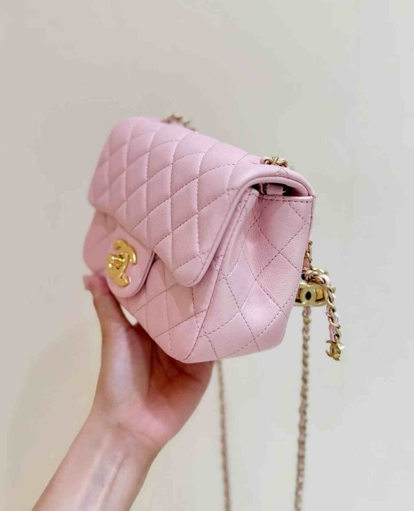 Chanel 25B Double CC Adjustable Buckle Bag Lambskin GHW 18cm