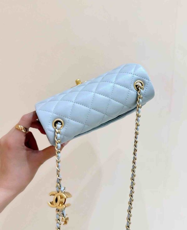 Chanel 25B Double CC Adjustable Buckle Bag Lambskin GHW 18cm