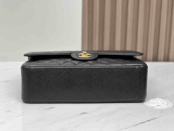 Chanel Classic Flap Maxi Black GHW 33cm