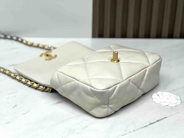 Chanel 19 Bag Off White 30cm