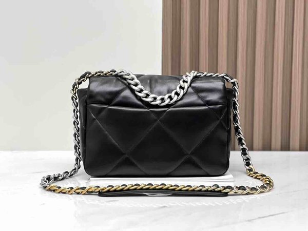 Chanel 19 Bag Small Black SHW 26cm