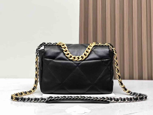 Chanel 19 Bag Small Black GHW 26cm