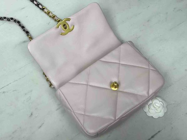 Chanel 19 Bag Small Sakura Pink 26cm
