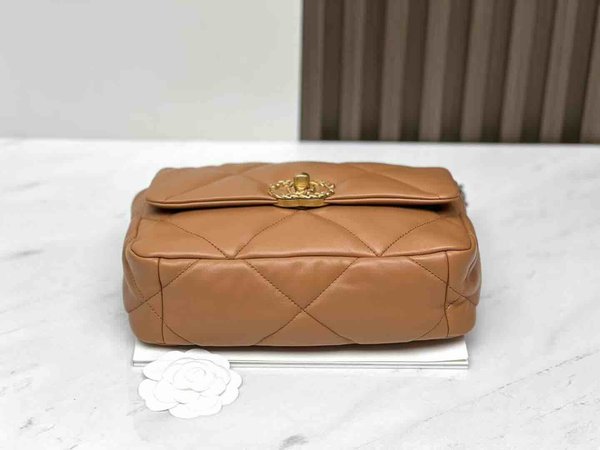 Chanel 19 Bag Caramel 26cm