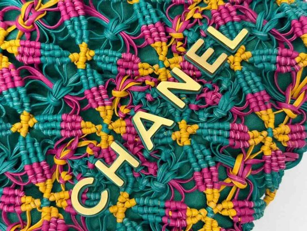 Chanel 23A Mini Chanel 22 G-Dragon Edition