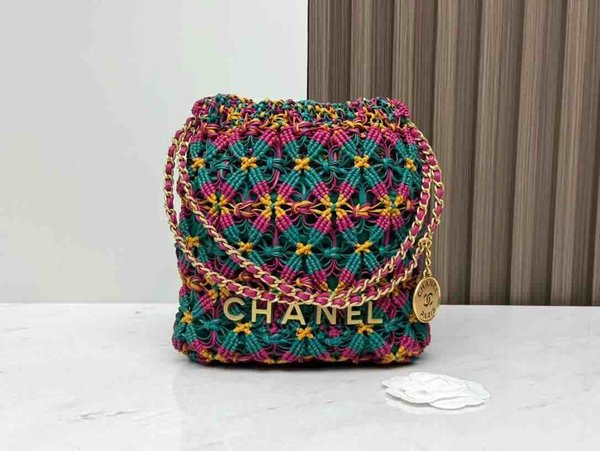 Chanel 23A Mini Chanel 22 G-Dragon Edition