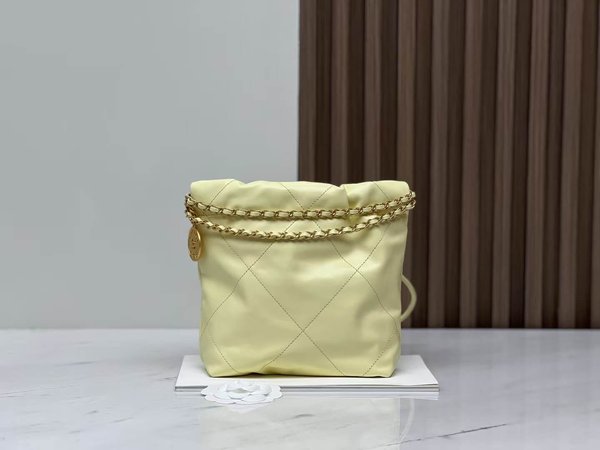 CHANEL 23S Mini 22 Bag – Chick Yellow(20x19x6cm)