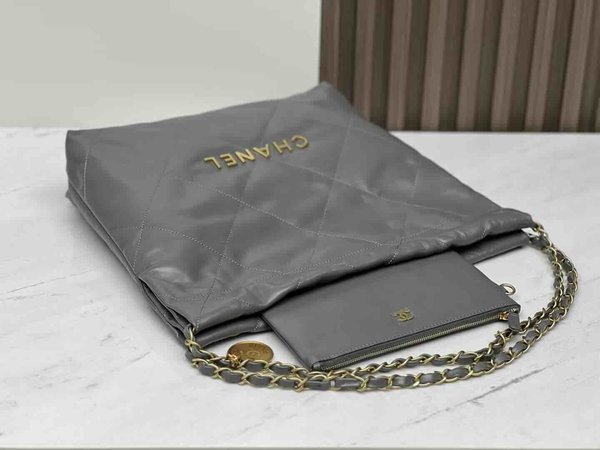 Chanel 22P Chanel 22 Grey 37cm