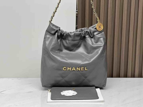 Chanel 22P Chanel 22 Grey 37cm