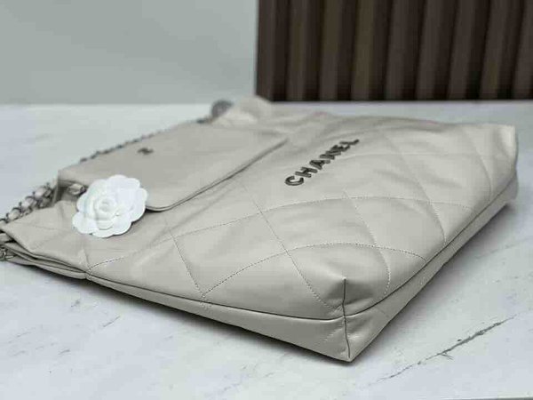 Chanel 23P Chanel 22 Cream Beige