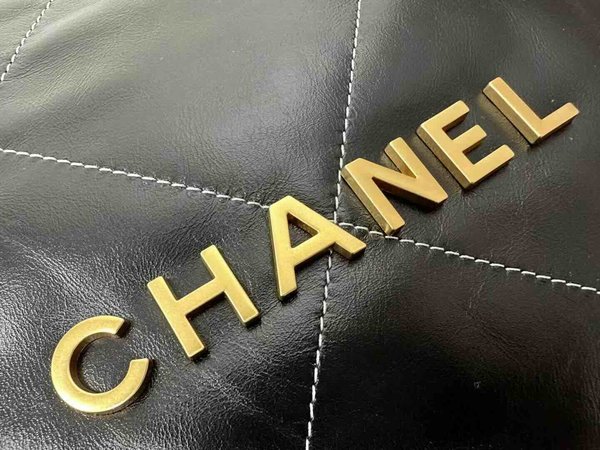 Chanel 23C Chanel 22 Shopping Tote Black White Stitch