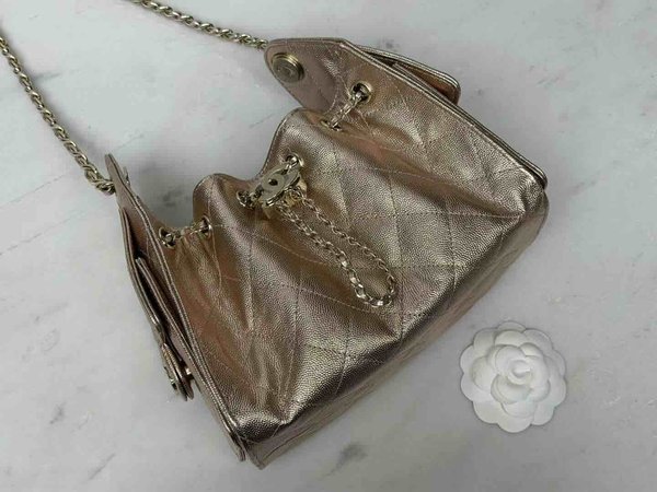 Chanel 26C Mini 25 Hobo Bag – Rose Gold  Size: 20 × 22 × 12.5 cm