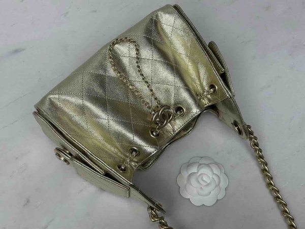 Chanel 26C Mini 25 Hobo Bag – Gold  Size: 20 × 22 × 12.5 cm