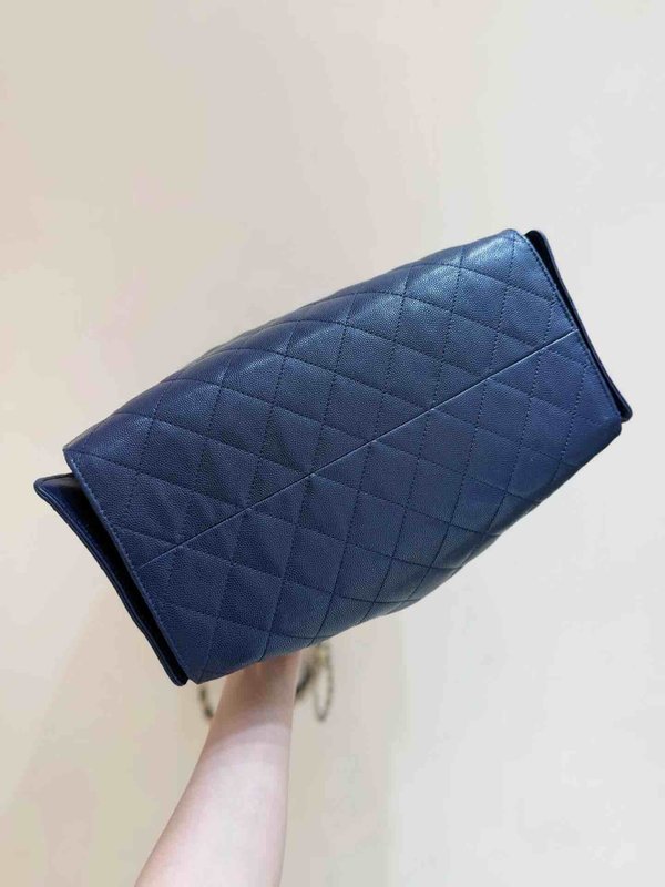 Chanel 25S 25 Bag Dark Blue Grained Calfskin Large 40cm