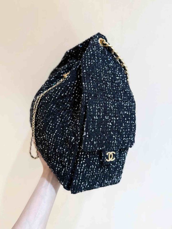Chanel 25A 25 Bag Tweed Large 40cm