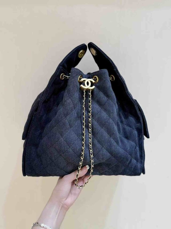 Chanel 25S 25 Bag Washed Denim Large 40cm