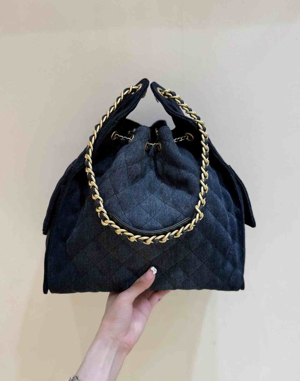 Chanel 25S 25 Bag Washed Denim Large 40cm