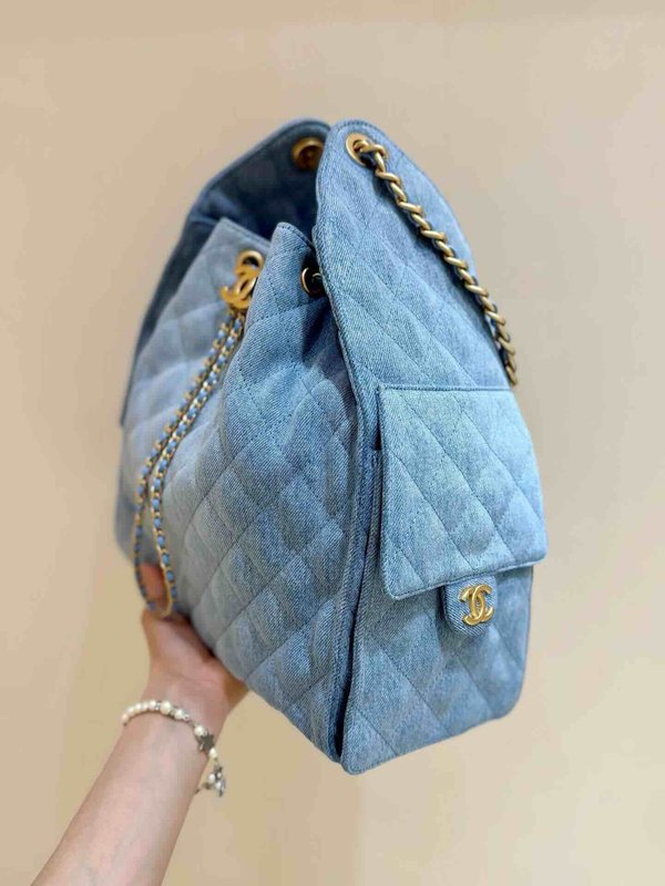 Chanel 25S 25 Bag Washed Denim Large 40cm