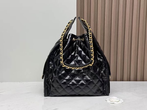 CHANEL 25C Medium Hobo Bag – Black (40x30x15cm)