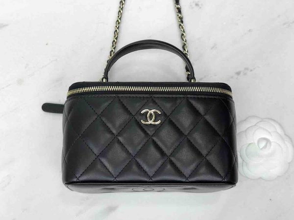 Chanel Top Handle Box Bag 17cm – Black (24A)