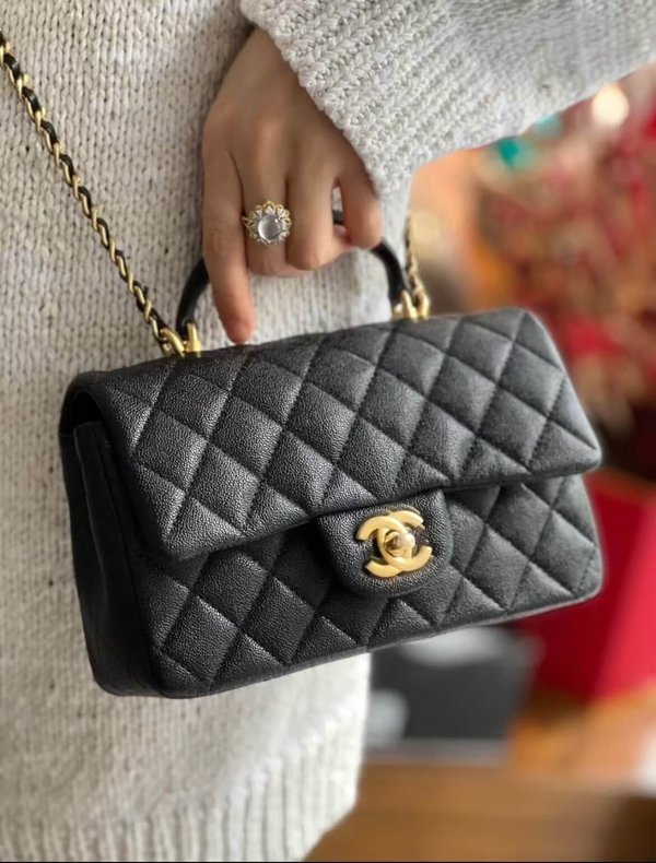 CHANEL CF Dami Mini Handle Bag – Black Sesame Grain Calfskin (20cm )
