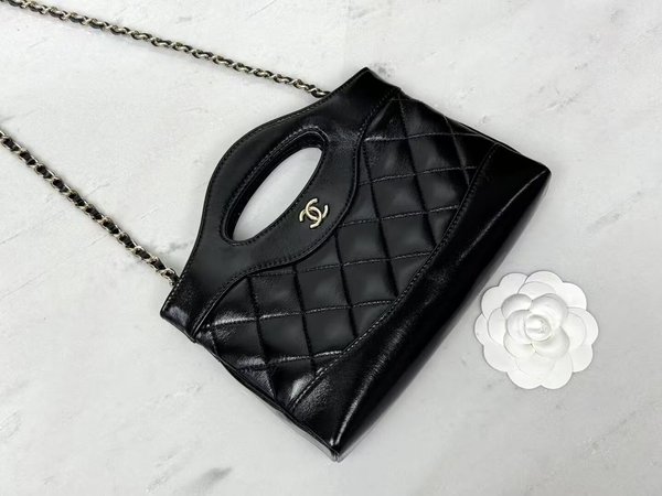 CHANEL 24S 31 Bag Nano – Classic Black (20cm)
