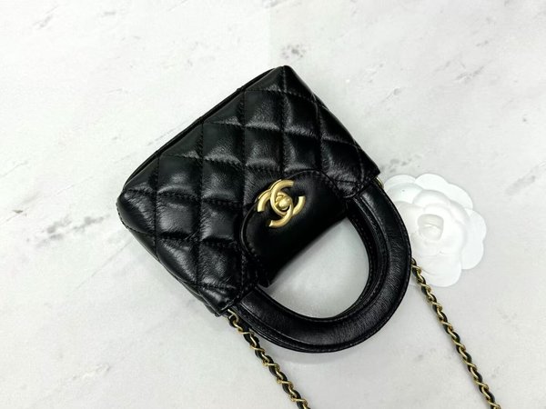 CHANEL 24P Kelly Mini Bag – Black Oil-Waxed Leather (12cm)