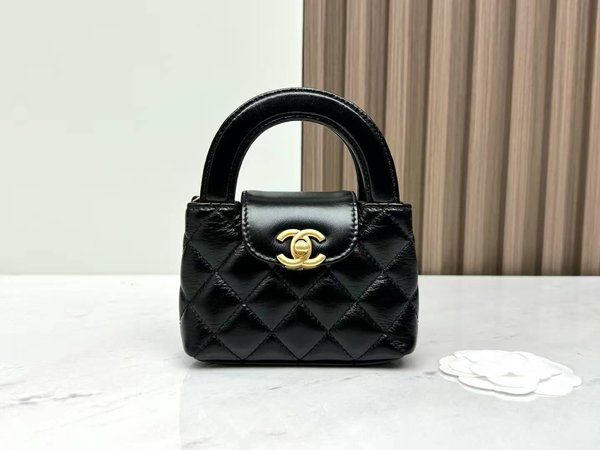 CHANEL 24P Kelly Mini Bag – Black Oil-Waxed Leather (12cm)