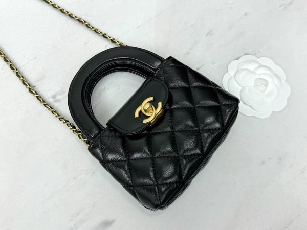 CHANEL 24P Kelly Mini Bag – Black Oil-Waxed Leather (12cm)