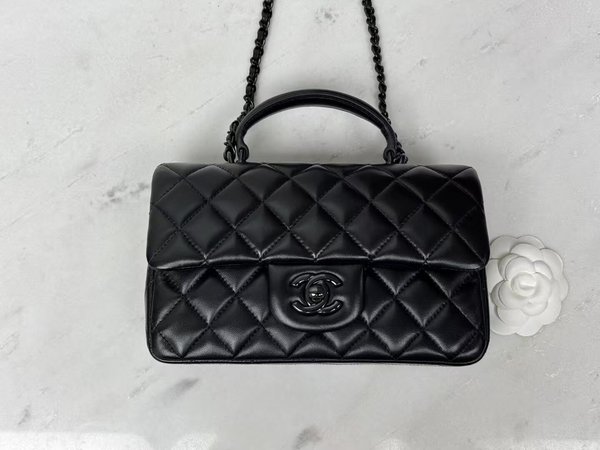 CHANEL 24A Classic Flap Mini Handle – So Black Edition
