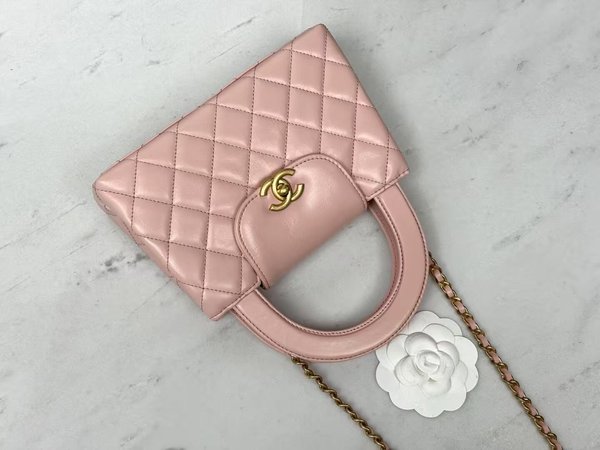 CHANEL 24P Kelly Bag – Powder Pink (19cm)