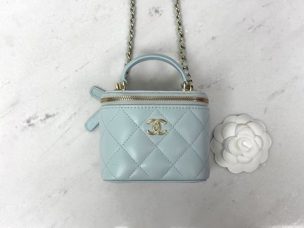 CHANEL 24P Baby Blue Box Bag / 12cm