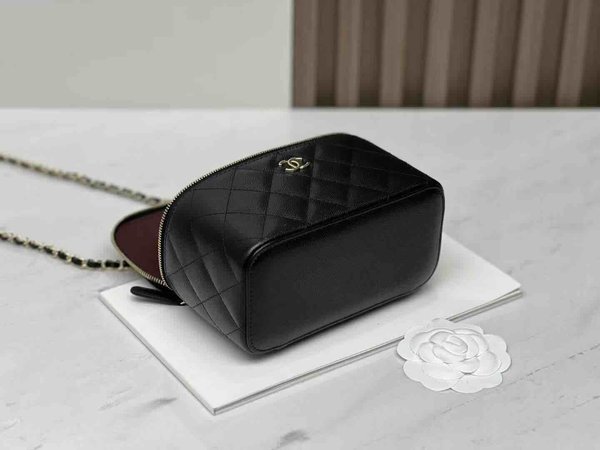 Chanel 22C Caviar Long Flap Box – Black with Light Gold Hardware