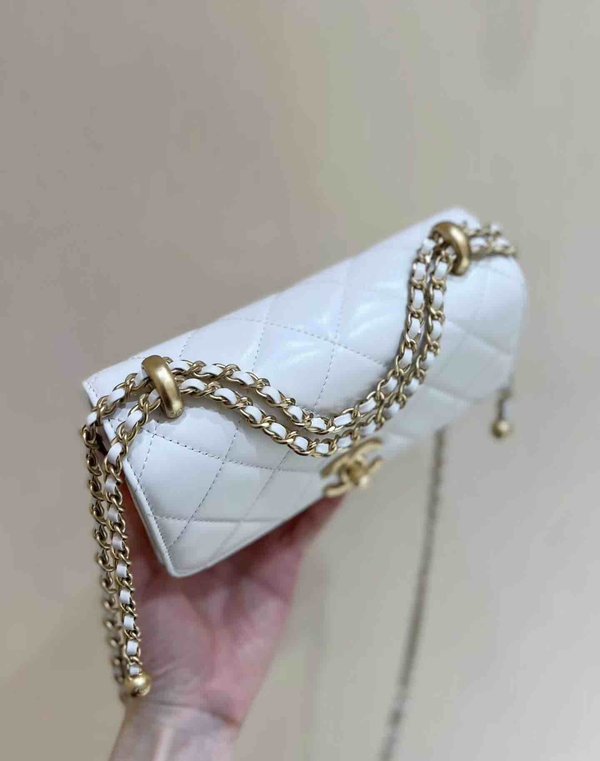Chanel 24C Double Pearl Flap Bag Small 19cm / Large 22cm