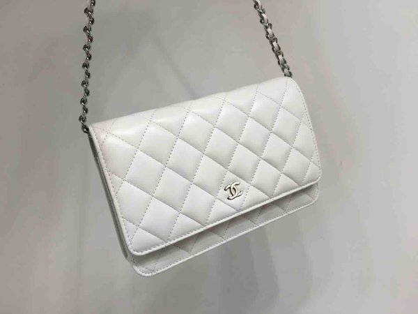 Chanel Classic Button Wallet on Chain (WOC) in Lambskin x Silver Hardware – 12.3 × 19.2 × 3.5 cm