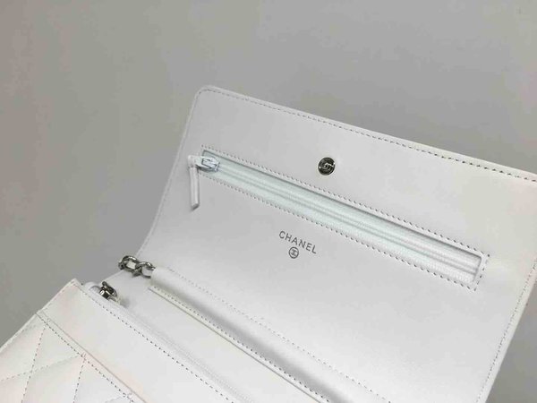 Chanel Classic Button Wallet on Chain (WOC) in Lambskin x Silver Hardware – 12.3 × 19.2 × 3.5 cm