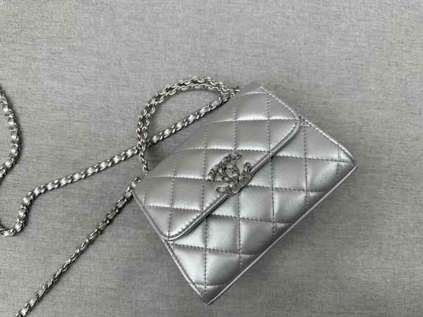 Chanel Kelly Chain Clutch Lambskin SHW 14.5cm